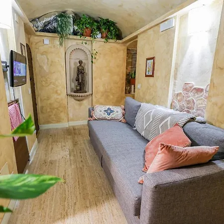 Charming Private Underground Retreat Self Check-in شقة *