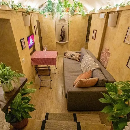 شقة Charming Private Underground Retreat Self Check-in