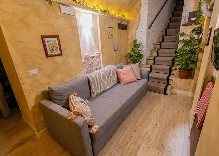 Charming Private Underground Retreat Self Check-in Apartamento